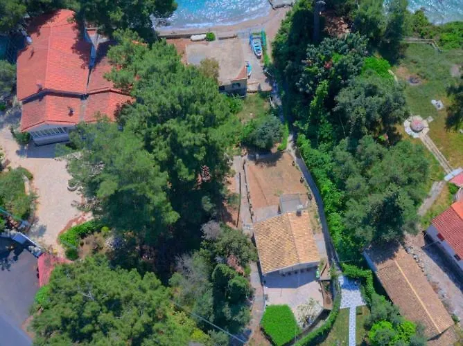 Ionian Paths Apartamento *