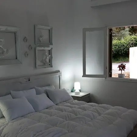 Ionian Paths 公寓 *