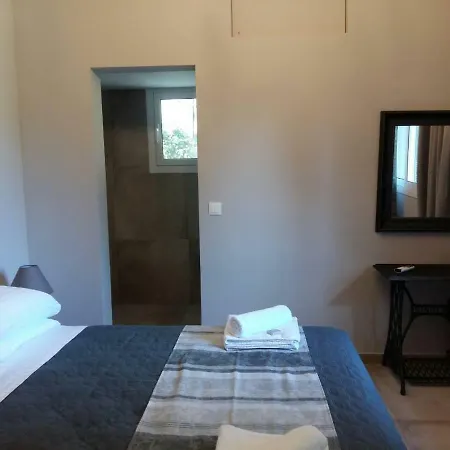 Ionian Paths דירה פראמה